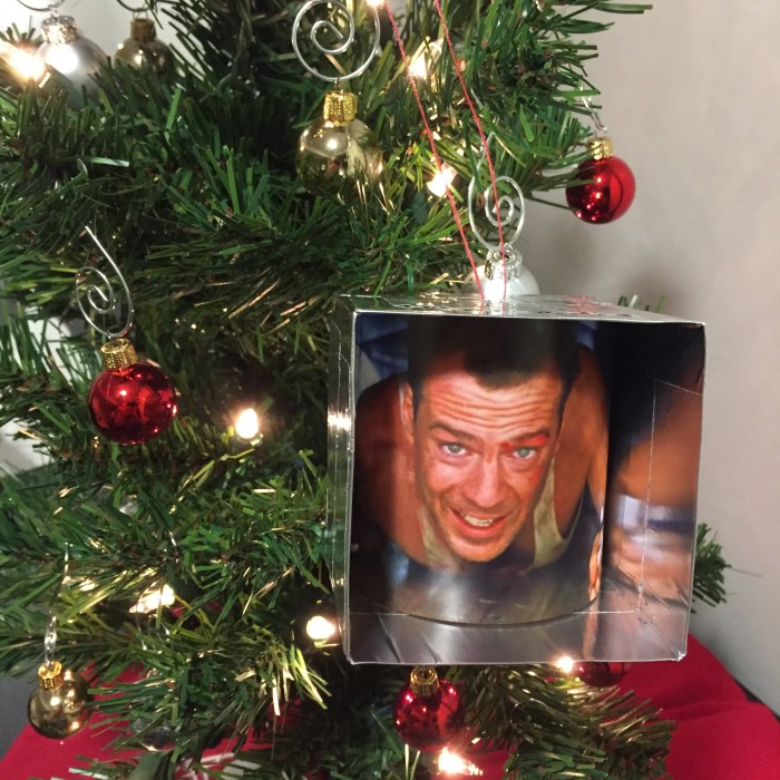 Ornament christmas die hard